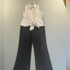 Sleek pantsuit for today. Fitting yet generous in fit.